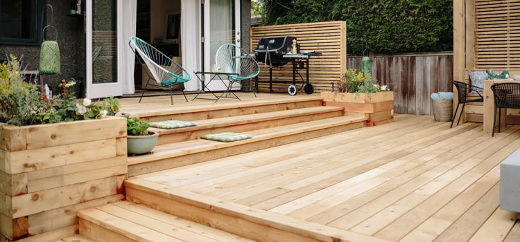 Cedar Decking Suppliers in Maywood, CA